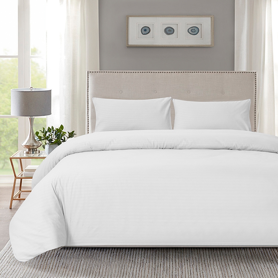 Mandaue Foam Basic Plain Comforter Set